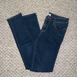 Bullhead dark wash skinny jeans. Size 7